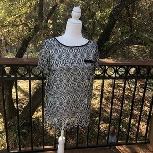 4/$25 AB Studio White Lace Lined Blouse M